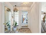 1385 Laurel Ct - Photo 4