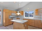 935 7th St - Photo 14
