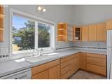935 7th St - Photo 16