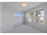 935 7th St - Photo 24