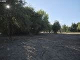  27th St - Photo 16