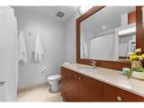 1025 Couch St - Photo 28