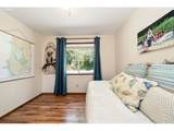 305 9TH St - Photo 39