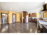 709 Fourth Plain Blvd - Photo 10