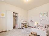 320 Riverwood Ct - Photo 2