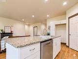 320 Riverwood Ct - Photo 8