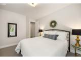 18421 Salmonberry Dr - Photo 22