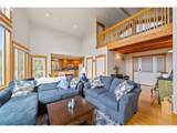 5035 Ridge Dr - Photo 18