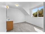 223 15TH St - Photo 21