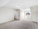 10831 Burnside St - Photo 32