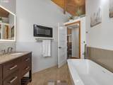 19306 11TH Ave - Photo 20