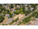8911 Henderson St - Photo 3
