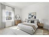 1025 Couch St - Photo 17