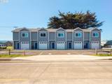 318 11TH St - Photo 1