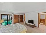 705 Prefontaine Dr - Photo 20