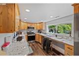 705 Prefontaine Dr - Photo 32