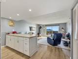 1146 Marion Ave - Photo 4