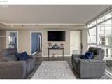 533 Holladay St - Photo 11