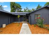 7185 Leslie St - Photo 3