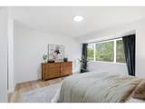 7185 Leslie St - Photo 31