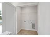 15147 Burnside St - Photo 12