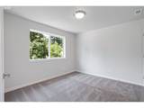 15147 Burnside St - Photo 13