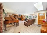 200 Crestview Ln - Photo 5