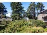 2743 Neptune Ave - Photo 7