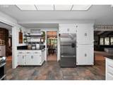 735 Mill St - Photo 15