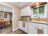 2093 Hayes St - Photo 15