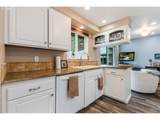 2093 Hayes St - Photo 18