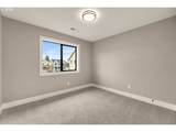 824 35th St - Photo 32