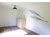 1166 Winsor Ave - Photo 34