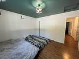 16042 Sparks Dr - Photo 10