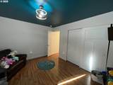 16042 Sparks Dr - Photo 12
