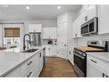 16683 Townsville St - Photo 17