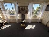736 Alvord Ave - Photo 18