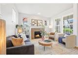 7247 Stoneybrook St - Photo 9