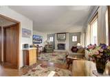 6108 Milwaukie Ave - Photo 3