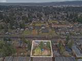 17016 Burnside St - Photo 4
