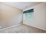 245 St James Pl - Photo 19
