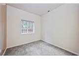 245 St James Pl - Photo 22