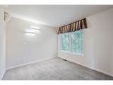 245 St James Pl - Photo 8