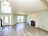 692 Burgundy Ave - Photo 3