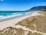 8917 Spindrift Ln - Photo 39
