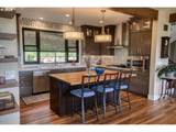 1910 Columbus Ave - Photo 16