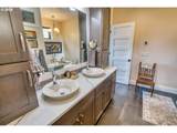 1910 Columbus Ave - Photo 33