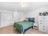 11742 Boones Bend Dr - Photo 18