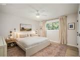 21290 Eastview Rd - Photo 19