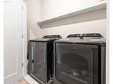 2635 Sussex Ave - Photo 36